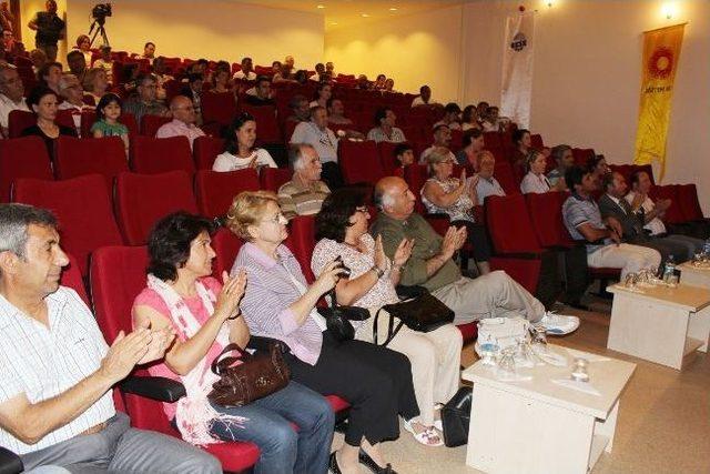 Nazım Hikmet Urla&rsquo;da Anıldı 2