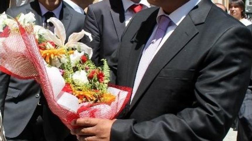 Vali &Ccedil;ift&ccedil;i, G&ouml;reve Başladı