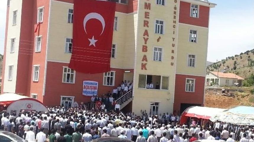 Sincik&rsquo;te &Ouml;mer Aybak &Ouml;ğrenci Yurdu&rsquo;nun A&ccedil;ılışı Yapıldı