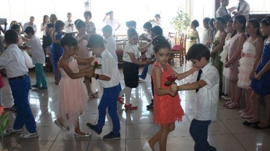 Fener İlkokulundan Muhteşem Mezuniyet Balosu