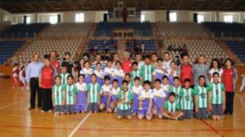 &Ccedil;OSKK Mendil Kapmaca  ve  Sek Sek Şampiyonası Kumluca'da Yapıldı