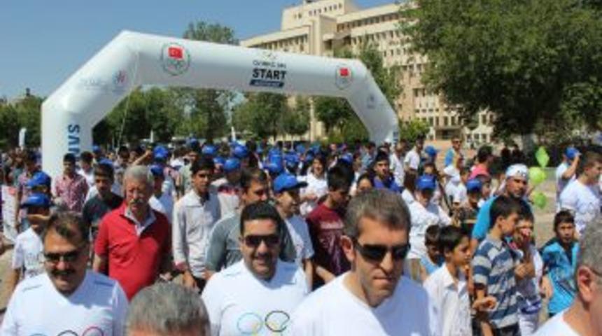 Olimpik G&uuml;n Koşusu Mersin, Gaziantep Ve Eskişehir Illerinde Ger&ccedil;ekleştirildi