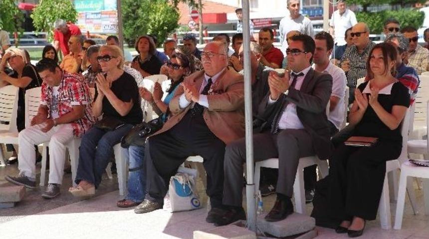 Nazım Hikmet Bayraklı'da Anıldı