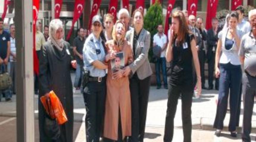 Şehit Polis Memuru T&ouml;renle Uğurlandı