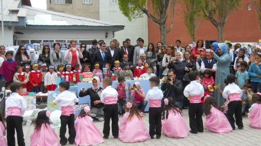 Miniklerden Yılsonu Şenlikleri