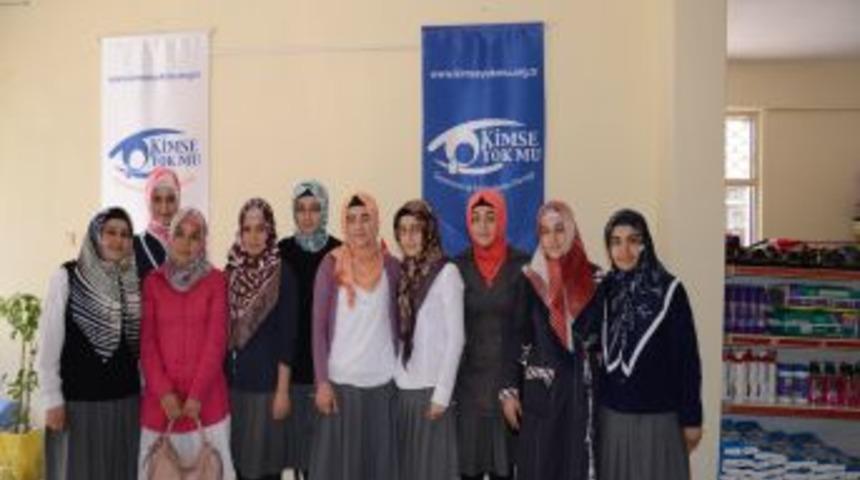 Akşehirli &Ouml;ğrenciler Afrikalı Yetimlere Sahip &Ccedil;ıktı