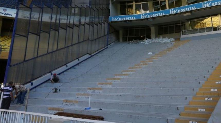 Ş&uuml;kr&uuml; Saracoğlu'nda Yenileme &Ccedil;alışmaları Başladı