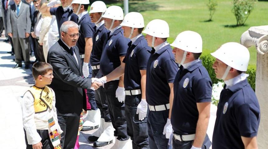 Yeni Muğla Valisi G&uuml;ven&ccedil;er G&ouml;reve Başladı