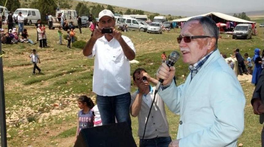 Tbmm Başkanvekili Yakut, Pınarbaşı Yayla Şenliklerine Katıldı