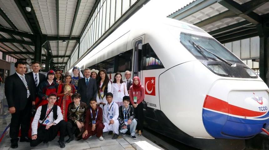 T&uuml;rk&ccedil;enin &Ccedil;ocuklarından TCDD'ye Ziyaret