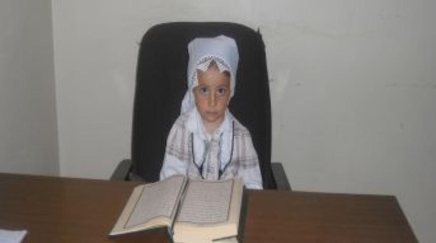 3 Yaşındaki H&uuml;meyra Kur'an-ı Kerim Okumayı &Ouml;ğrendi