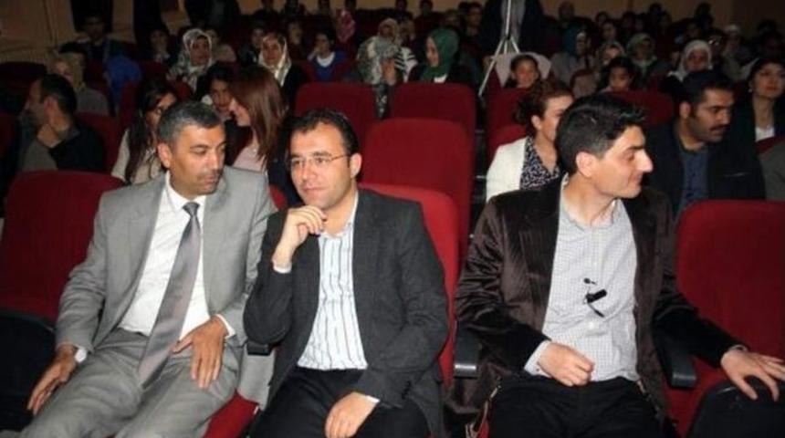 Selim&rsquo;de &lsquo;destan Ve Kurşun&rsquo; Adlı Tiyatro Oyunu Sahnelendi