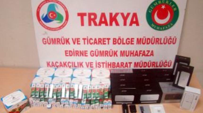 G&uuml;mr&uuml;kte 100 Bin Lira Değerinde Ka&ccedil;ak Eşya Ele Ge&ccedil;irildi