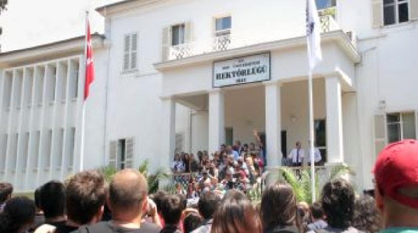 Ege &Uuml;niversitesi&rsquo;nde &Ouml;ğrencilerin Final Sınavı Erteleme Talebi Kabul Edilmedi