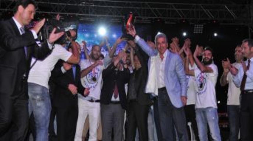 Tuzlaspor&rsquo;da Şampiyonluk Sevinci