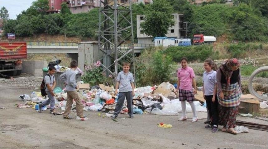 Mahalle Sakinlerinden &Ccedil;&ouml;p Tepkisi