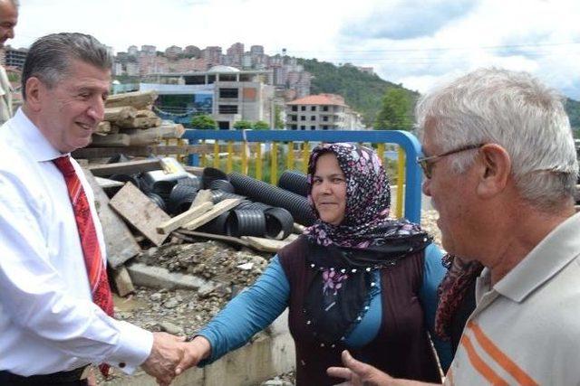 Mahalle Sakinlerinden Çöp Tepkisi