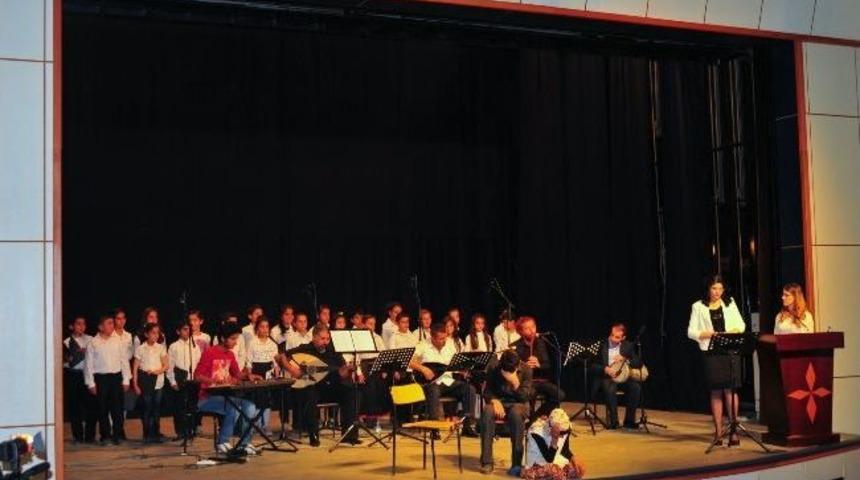 Başkent Üniversitesi İlköğretim Okulu Müzik Dinletisine Yoğun İlgi