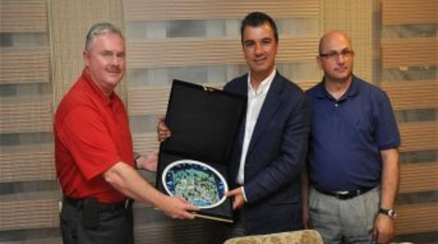 Tenesse&rsquo;den Ey&uuml;p&rsquo;e K&uuml;lt&uuml;r Ziyareti