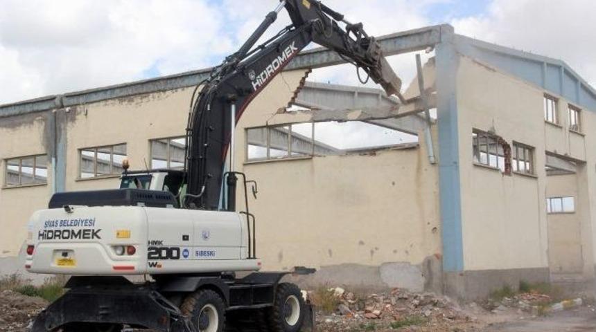 Kılavuz Mahallesi&rsquo;nde Kentsel D&ouml;n&uuml;ş&uuml;m &Ccedil;alışmaları