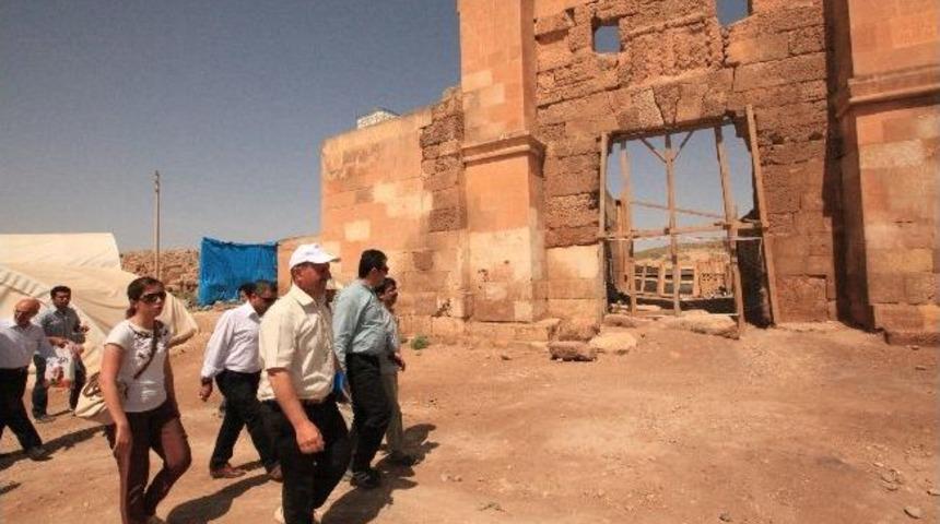 Harran Surlarında İnceleme