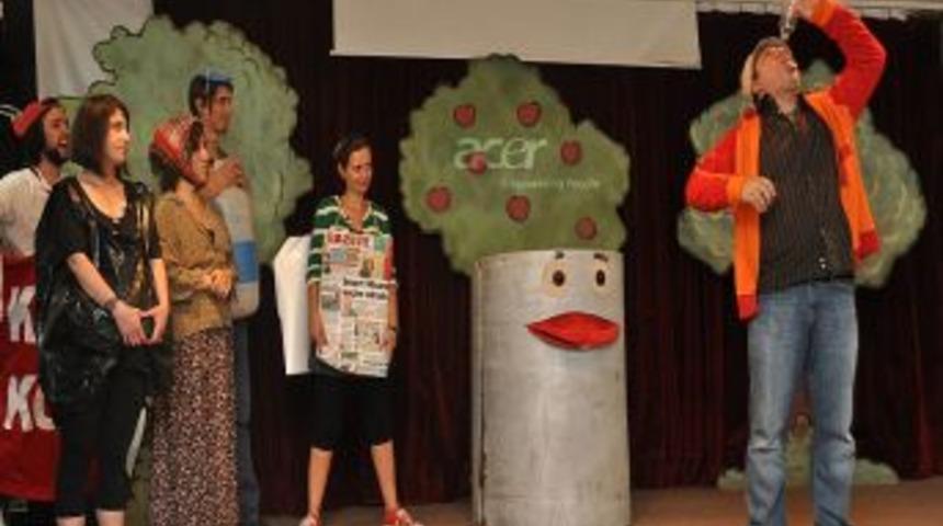 &Ccedil;ocuklara Tiyatro Ile &Ccedil;evre Bilinci