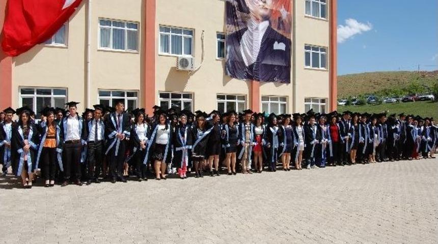 Arapgir Myo&rsquo;da Mezuniyet T&ouml;reni