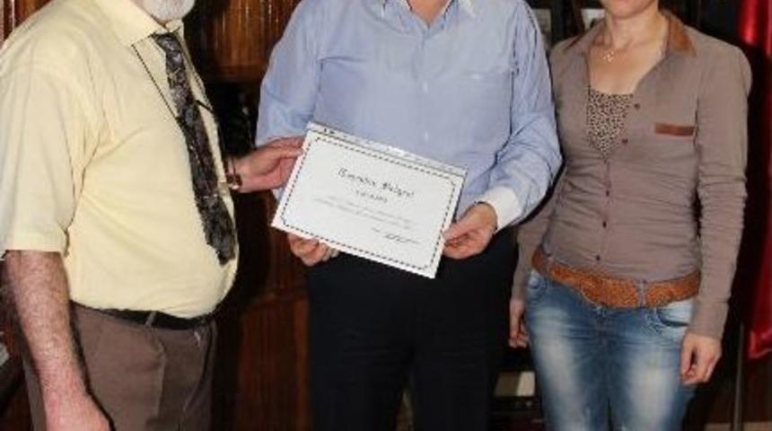 Alabaş&rsquo;a Teşekk&uuml;r Belgesi