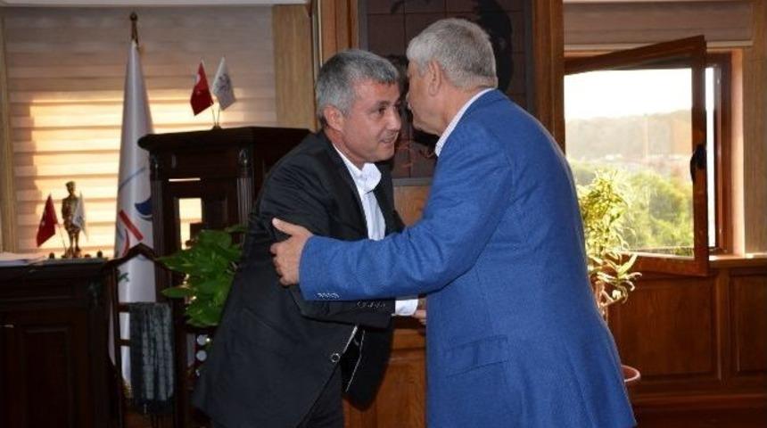 Disk Genel Başkanı Kani Beko&rsquo;dan Başkan S&ouml;zen&rsquo;e Nezaket Ziyareti