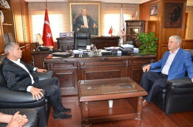 Disk Genel Başkanı Kani Beko&rsquo;dan Başkan S&ouml;zen&rsquo;e Nezaket Ziyareti 1