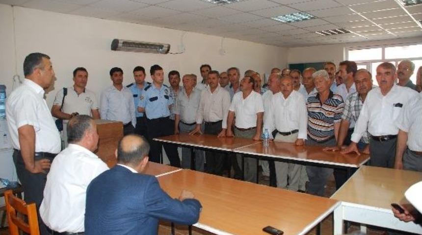 Toprak, Başkanlıkta G&uuml;ven Tazeledi