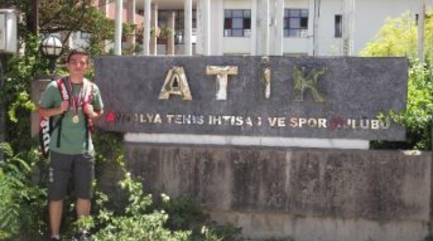 Tenis&rsquo;te Antalya&rsquo;ya Kastamonu Damgası