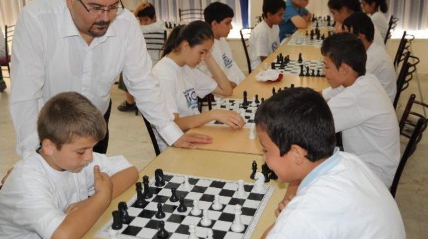 Miniklerden Başkan &Ccedil;er&ccedil;ioğlu&rsquo;na Teşekk&uuml;r