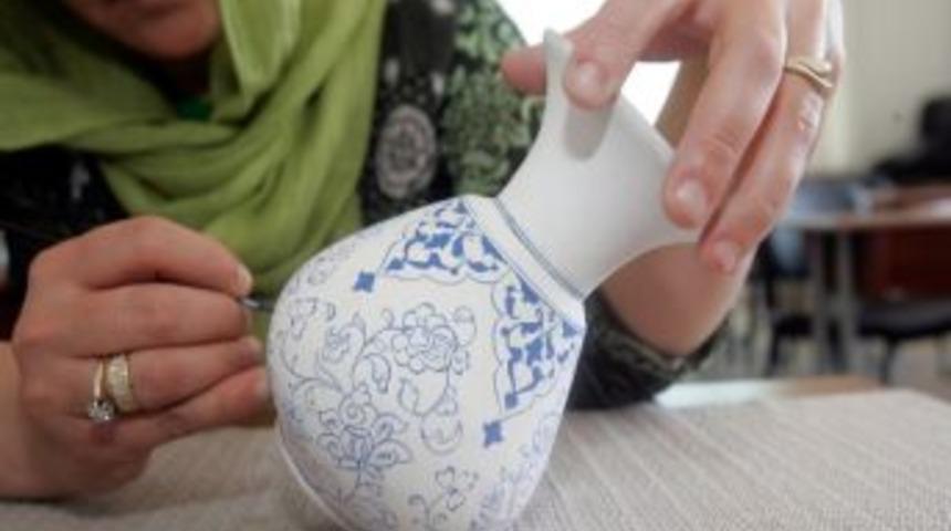 Komek, Hanım Lokalleri Ve Spor Merkezi Kayıtları Başladı