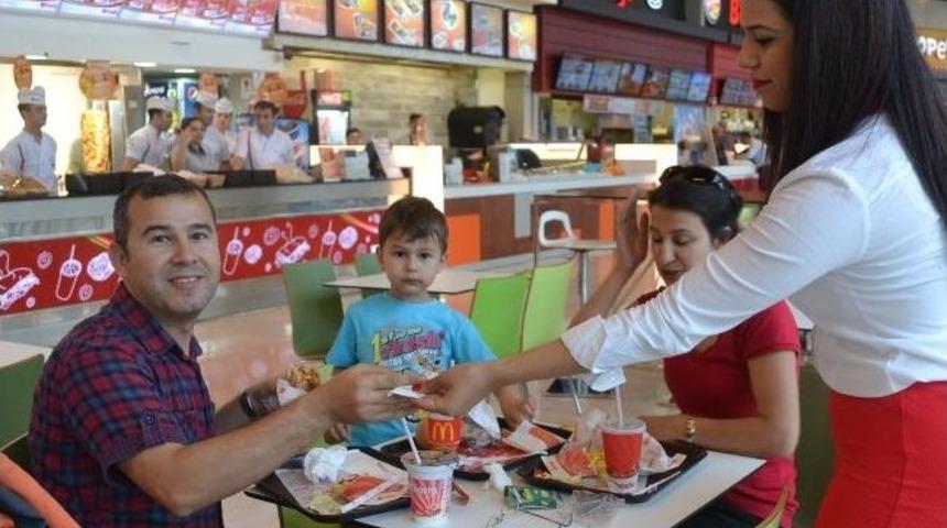 Şanslı Masanın Hesaplarını Avm &Ouml;dedi