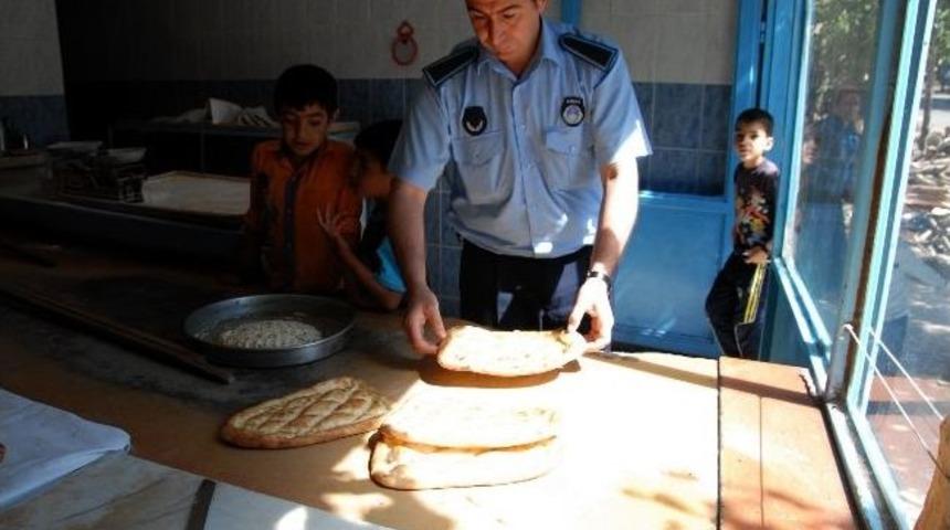 Zabıta Ekipleri İl&ccedil;edeki Ekmek Fırınları Denetledi