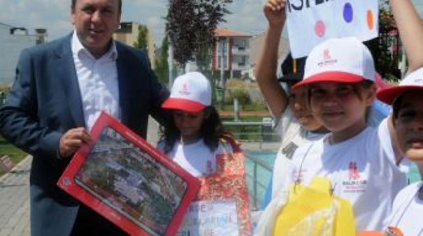 Başkan Ok, &Ccedil;evreci &Ouml;ğrencilerle Bir Araya Geldi