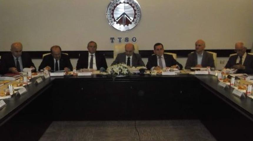 Trabzon İ&ccedil;in Gelişim Stratejisi'nin Raporunu Değerlendirdiler