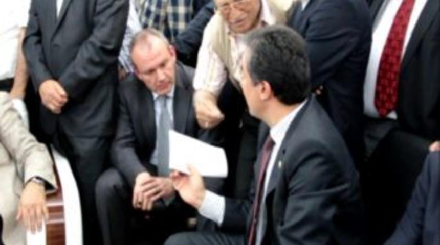 Hamarat Eliyle, Numan Kurtulmuş'a Dosya
