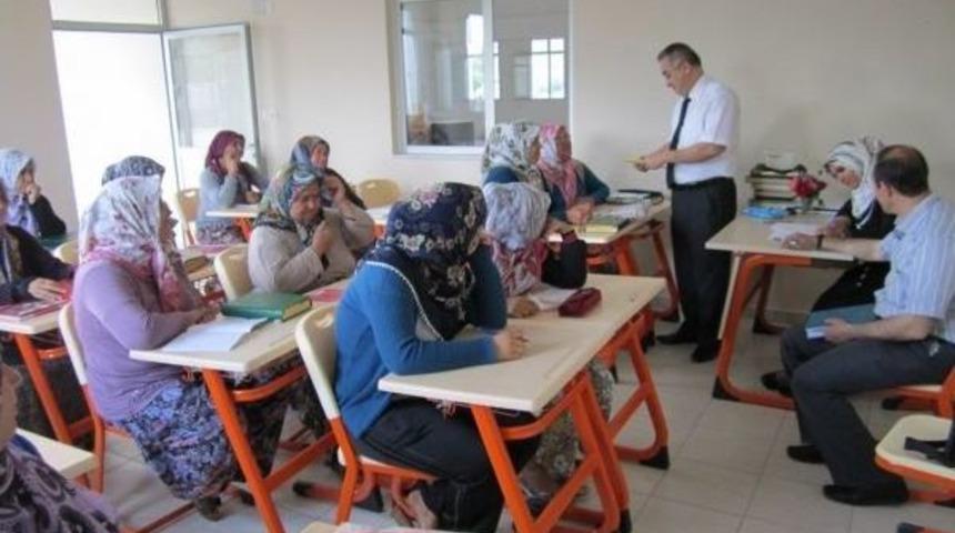 Kayak&ouml;y&rsquo;de Kur&rsquo;an Kursu Mezuniyet T&ouml;reni