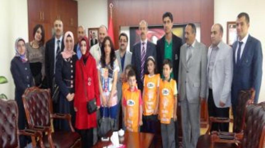 TEMA Vakfı &Uuml;yeleri, Muş Valisi B&uuml;y&uuml;kersoy&rsquo;u Ziyaret Etti