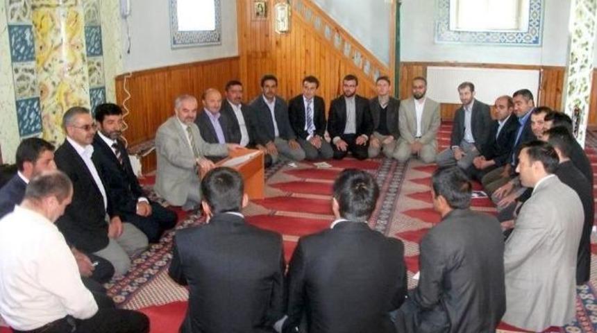 Yaz Kuran Kurslarında G&ouml;rev Alacak Personele Seminer