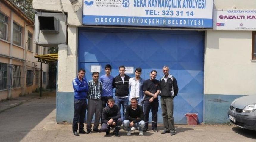 H&uuml;k&uuml;ml&uuml;lere Ko-mek'ten Kaynak&ccedil;ılık Eğitimi