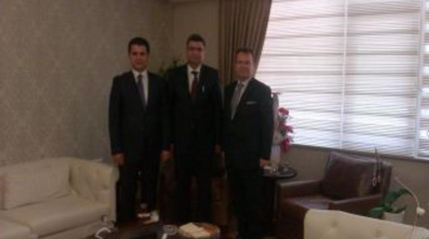 &Uuml;st&uuml;n Zekalı Ve Yetenekliler MEB'i Ziyaret Etti