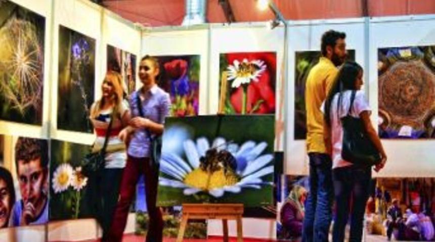 Bayram Ak&ccedil;adağ&rsquo;dan Fotoğraf Sergisi