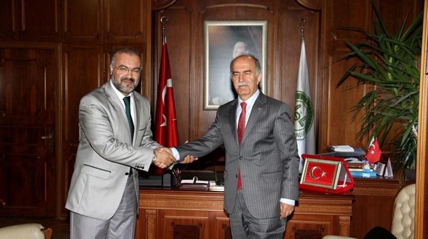 Vali Harput: B&uuml;t&uuml;n Sorunların Temelinde Manevi Boşluk Var