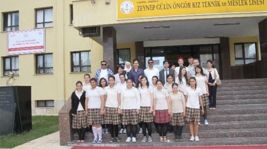 Akhisar Kız Meslek Lisesi&rsquo;nin Projesi Hayata Ge&ccedil;iriliyor