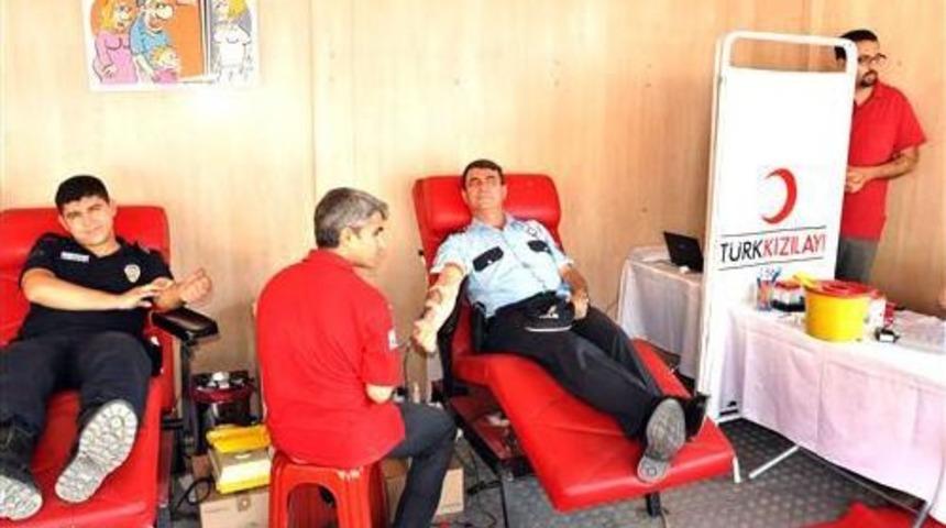 D&ouml;rtyol&rsquo;da 390 &Uuml;nite Kan Toplandı