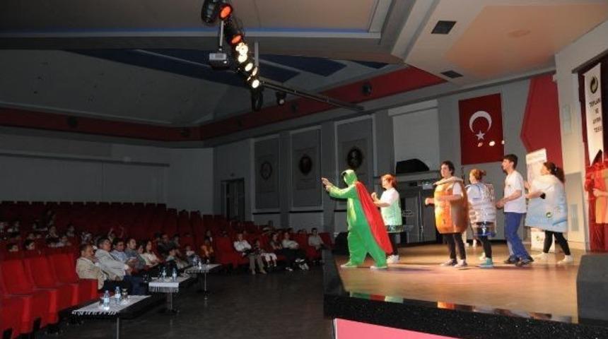 Manisa Belediyesi&rsquo;nden &Ccedil;evreci Okullara &Ouml;d&uuml;l