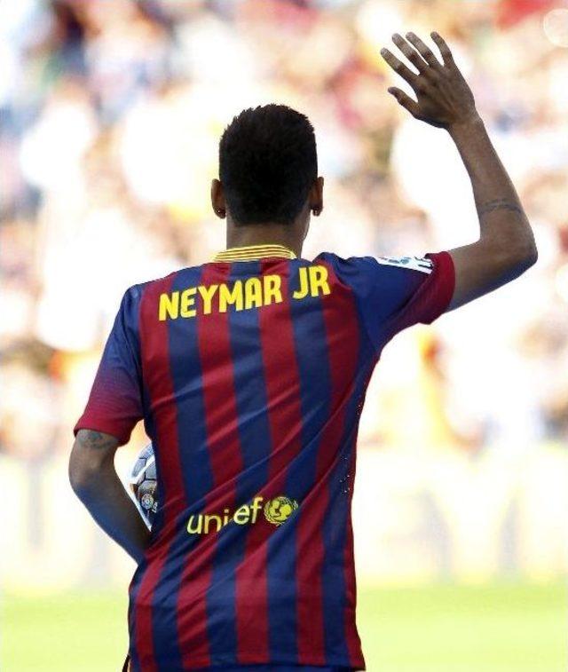 Barcelona'da Neymar Şov